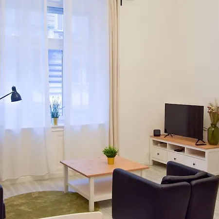 Ii. Bartok Street Appartement